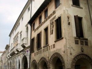 800px-Conegliano_-_Palazzo_Sarcinelli_e_Casa_Longega_-_Foto_di_Paolo_Steffan