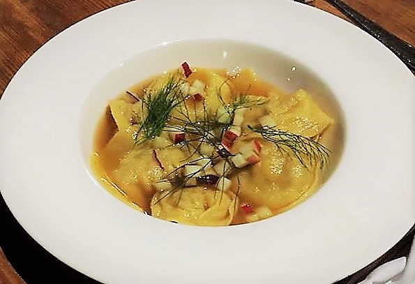 ravioli con brodo